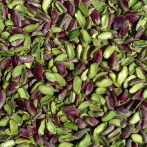 split pistachios kernels